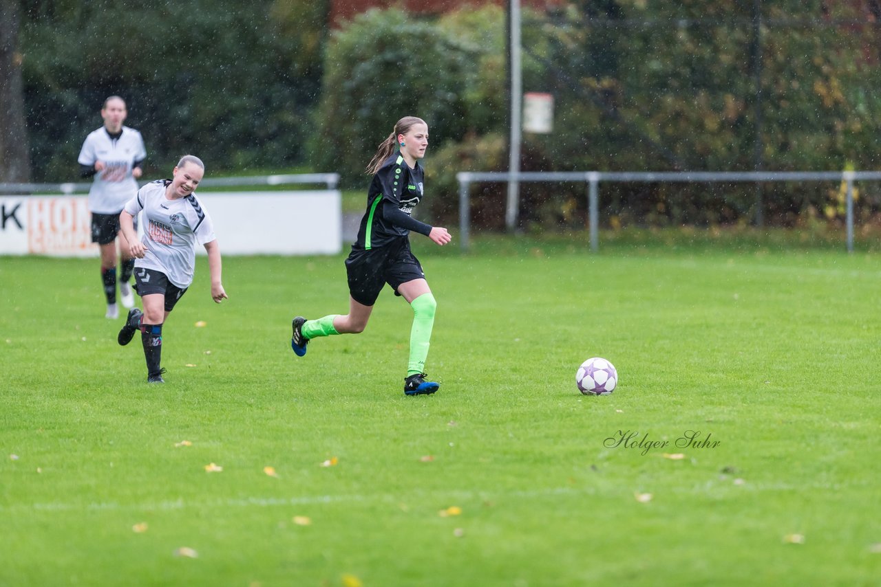 Bild 108 - wBJ SV Henstedt Ulzburg - FSG Oldendorf Itzehoe : Ergebnis: 1:5